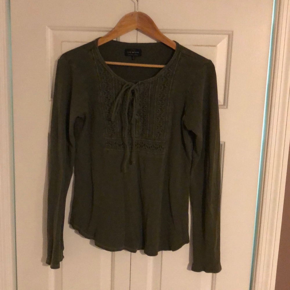 Long sleeve design shirt